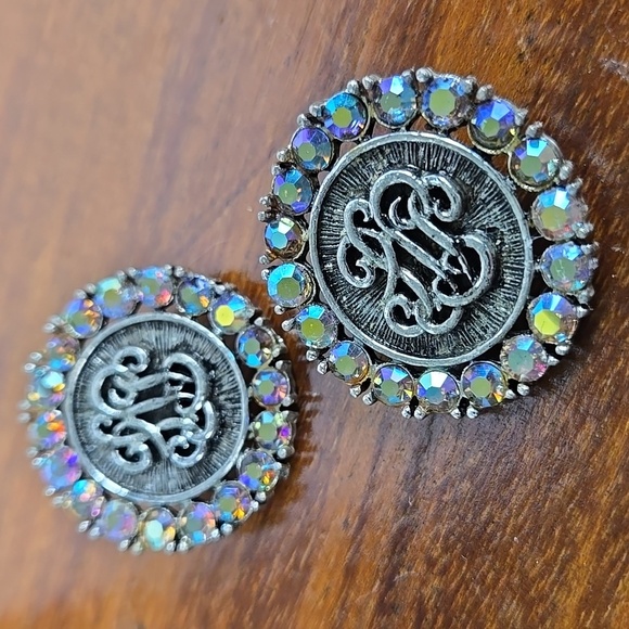 Elegant Silver and Multicolor Aurora  Rhinestones Clip On Earrings - Picture 9 of 15